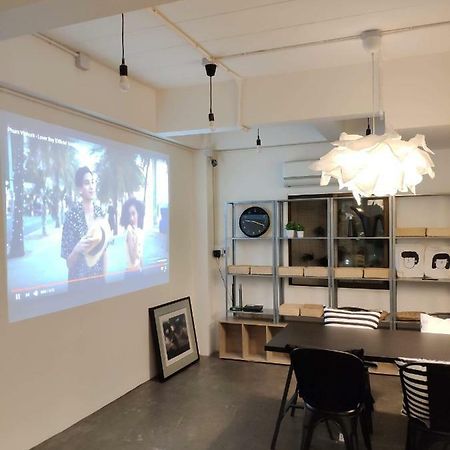 Grey Sheep Hostel Bangkok Ngoại thất bức ảnh