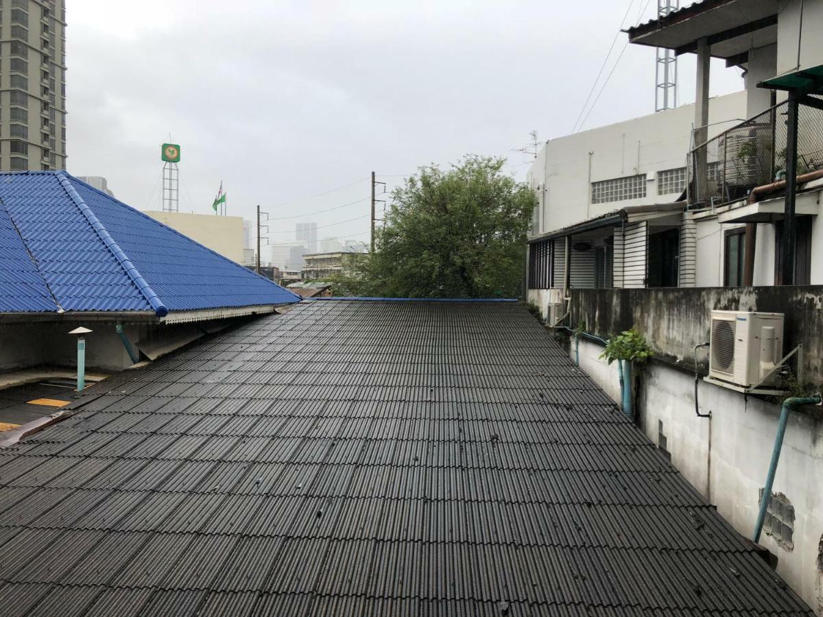 Grey Sheep Hostel Bangkok Ngoại thất bức ảnh
