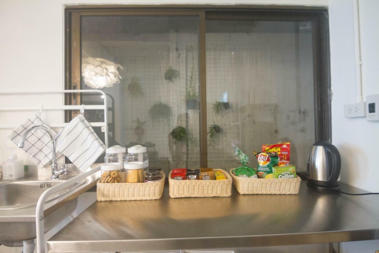 Grey Sheep Hostel Bangkok Ngoại thất bức ảnh