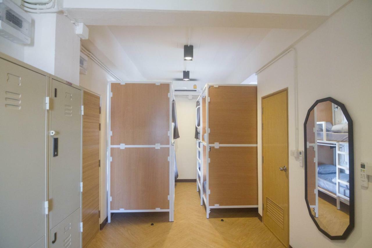 Grey Sheep Hostel Bangkok Ngoại thất bức ảnh