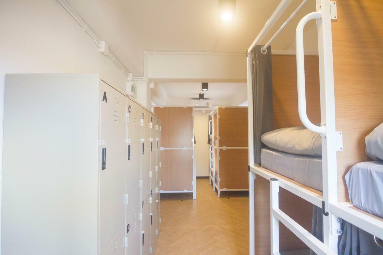 Grey Sheep Hostel Bangkok Ngoại thất bức ảnh