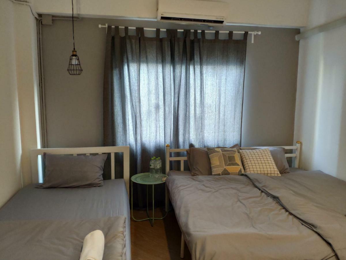 Grey Sheep Hostel Bangkok Ngoại thất bức ảnh